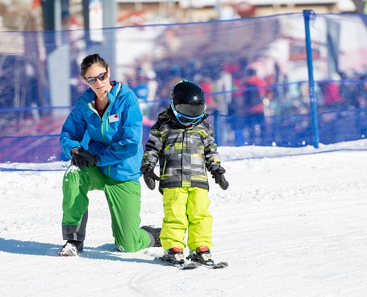 Learn, improve and enjoy the snow
