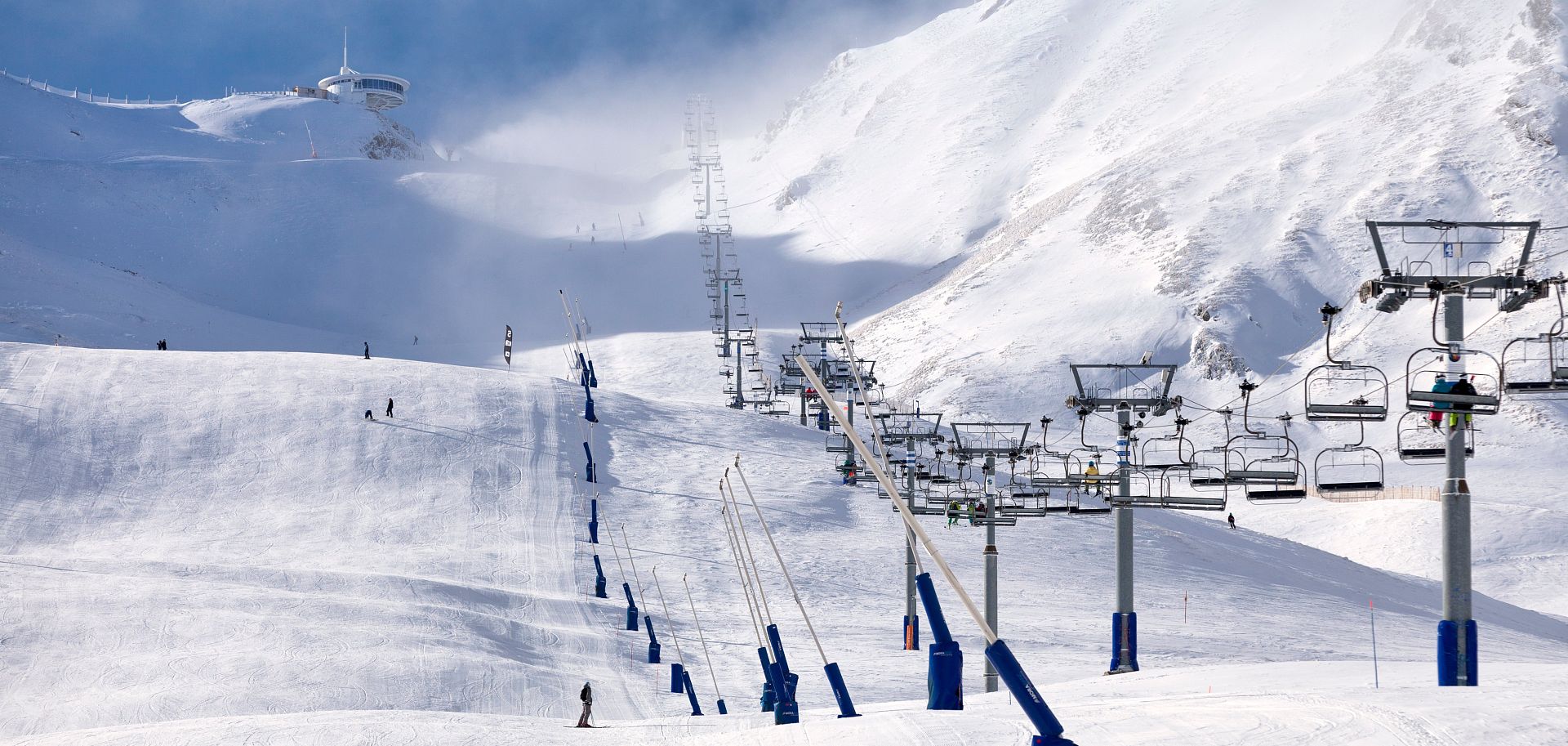Vérifiez les conditions d'enneigement avant de partir sur les pistes